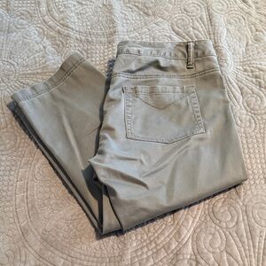 Merona Women's Capris in Light Gray